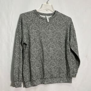 ATHLETA STUDIO TO STREET ANIMAL PRINT PRINT SWEATSHIRT SIZE‎ M